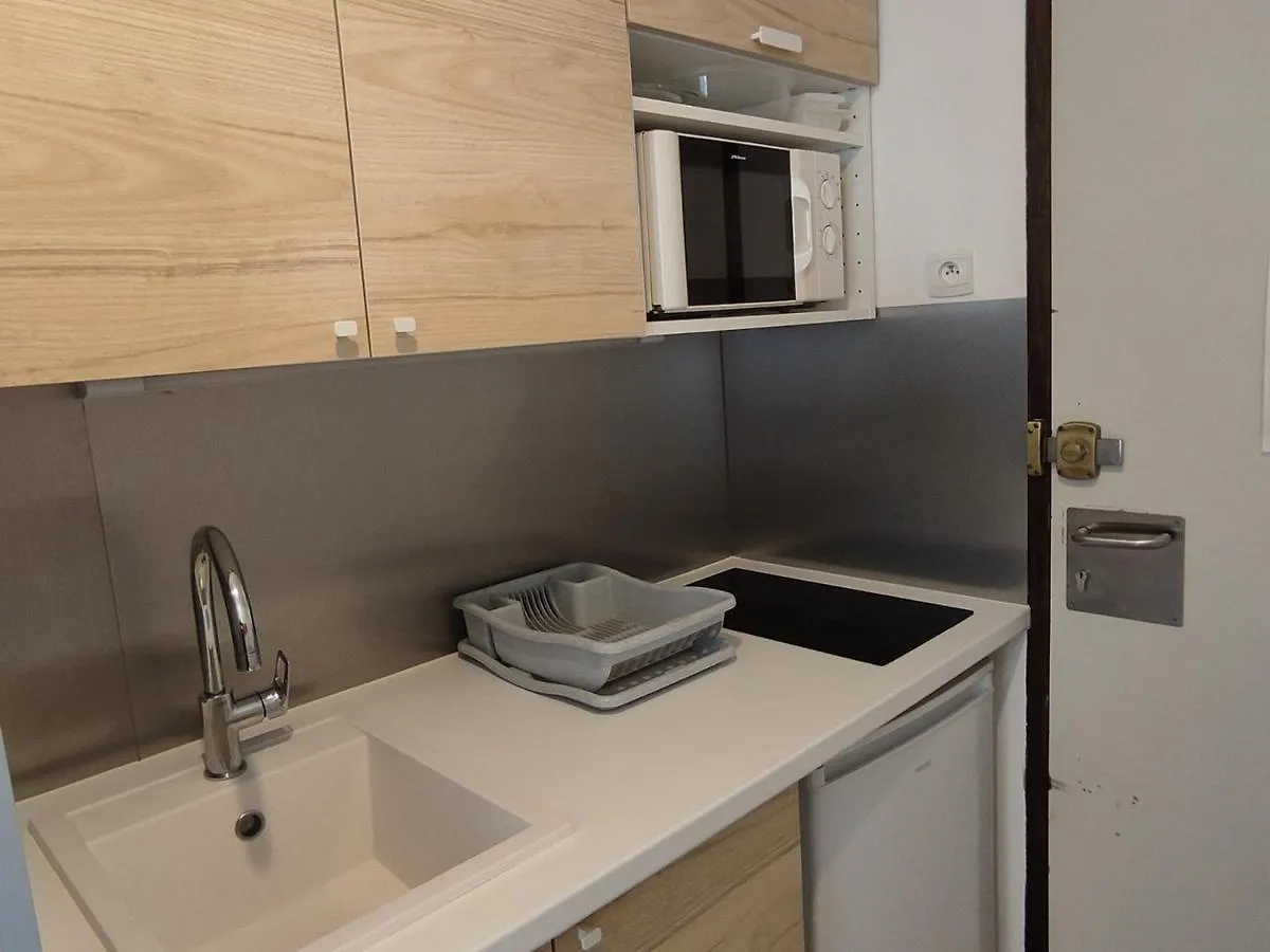 Studio Fonctionnel Au Pied Des Pistes Avec Grand Balcon - Fr-1-181-2584 La Plagne